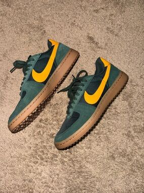 Nike Men’s Field General